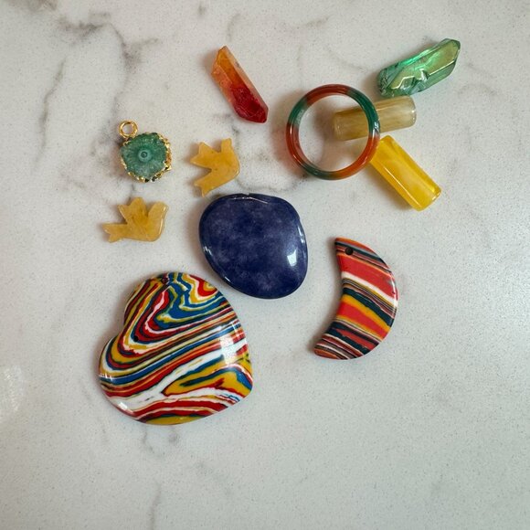 Crystal and Gemstone Pendant Lot - Picture 2 of 9